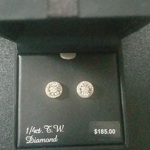 1/4 ct. diamond round earrings